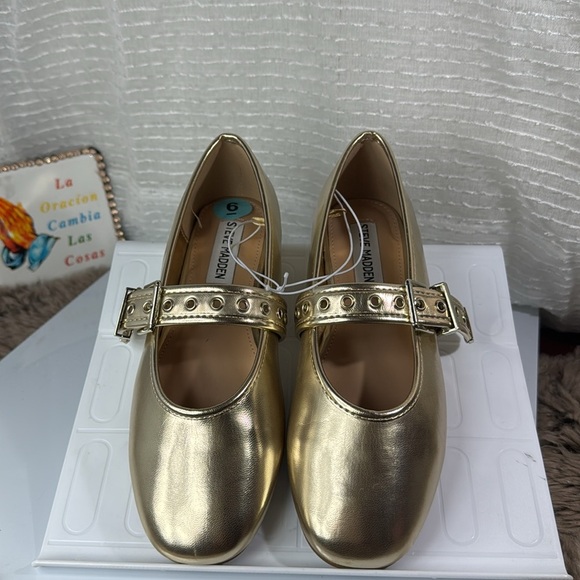 (Q7)Steve Madden Women's Burkett Gold Metallic Mary Jane Ballet Flats Sz 5.5,6.5 - Picture 3 of 15